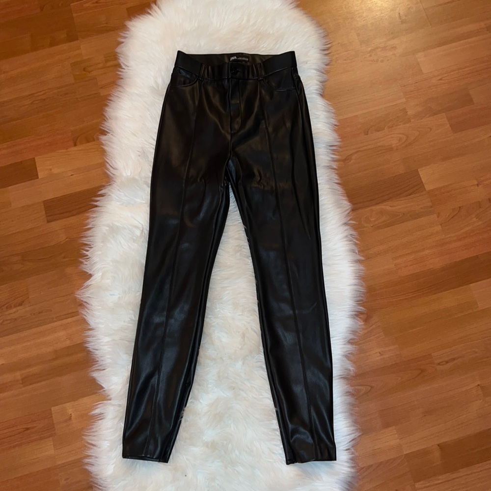 🎀 Zara Faux Fur Straight Leg Pant 🎀